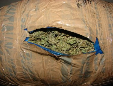 Συλλήψεις για μέγαλες ποσότητες χασίς σε Ιωάννινα και Άρτα